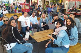 Exitosa segunda edicioacuten de la peatonal Necochea