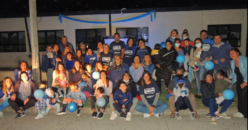 Por el Día Mundial de Concientización sobre la condición del espectro autista la Escuela Especial N° 501 San Francisco de Asís reunió a su comunidad educativa