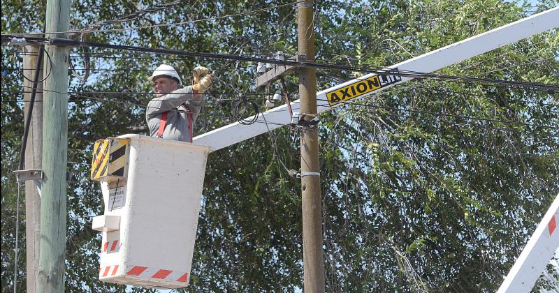 Un sector de la ciudad sin luz por el daño de una linea subterranea