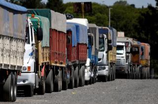 La Federacioacuten de Transportadores lanzaron un paro nacional desde el lunes proacuteximo