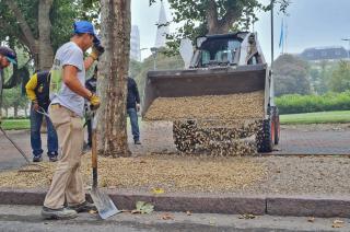 Se realizaron trabajos de mantenimiento en la Plaza Central