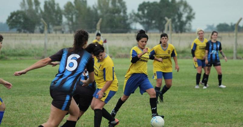 Tres Hermanos goleó a Luj�n 2