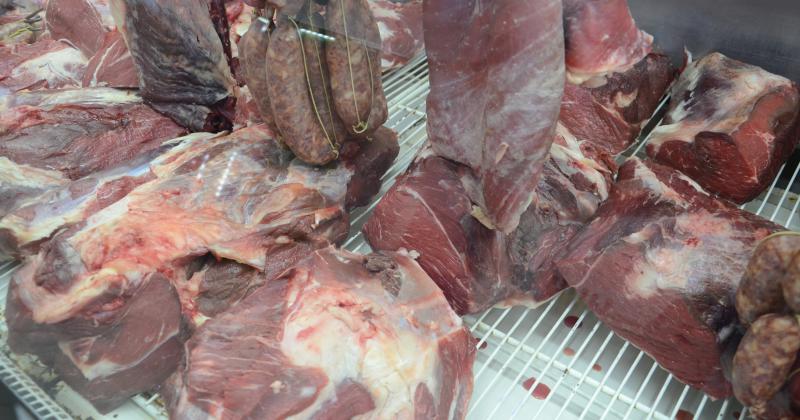 El consumo de carne vacuna cayoacute un 12-en-porciento- en los uacuteltimos tres antildeos