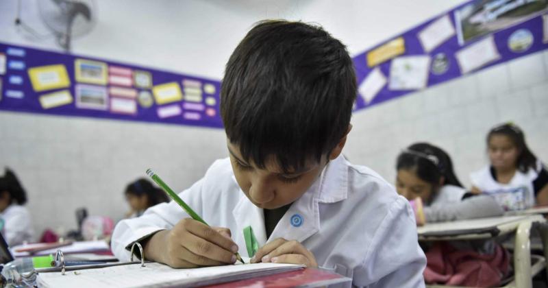 Antes de la pandemia apenas el 50-en-porciento- de los alumnos terminaba la escolaridad obligatoria