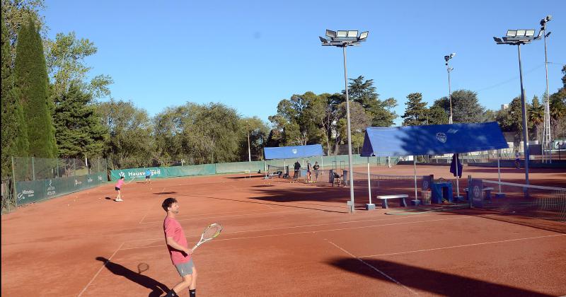 La sección tenis del Chaira a pleno