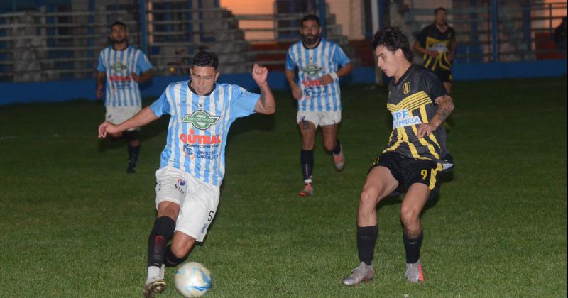 Ferro y San Martín abrieron la fecha