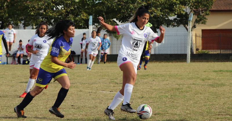 Racing abrió la jornada con victoria ante Luj�n 1