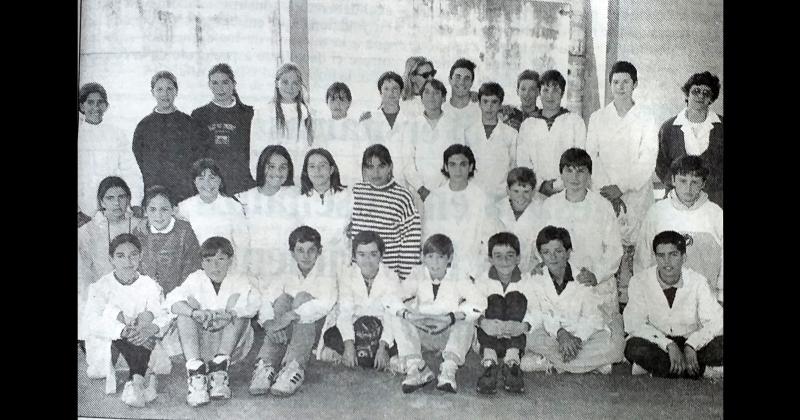 Los alumnos de 7º grado A de la Escuela Nº 51 Pedro Goyena del año 1995