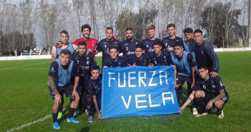 Racing ganó En la previa el mensaje de apoyo a Franco Vel�zquez por una lesión