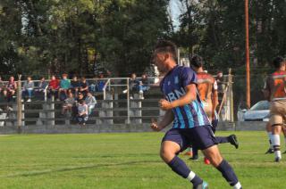 En Primera Racing derrotó 2 a 1 a Platense con dos goles de Diego Popp