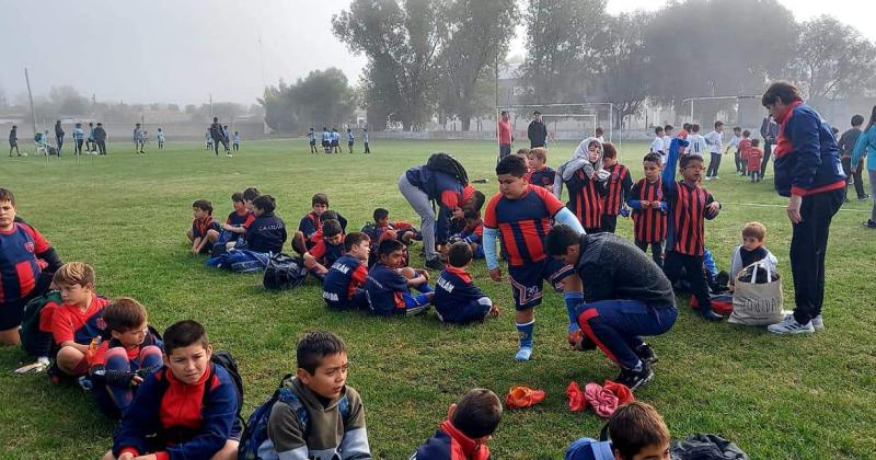 El club Lilaacuten participoacute de un encuentro de escuelitas de fuacutetbol en La Madrid