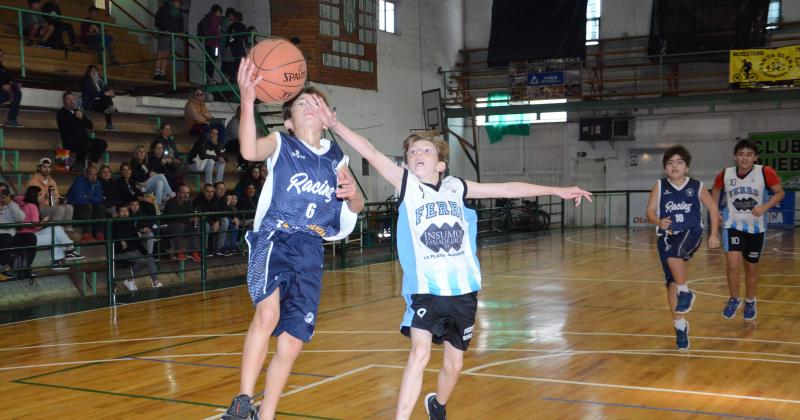 Racing - Ferro uno de los duelos