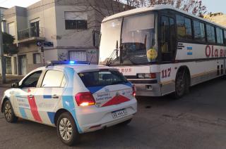 Un colectivo sufrioacute un desperfecto y quedoacute parado en la Avenida