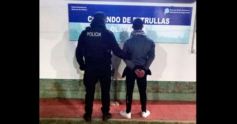 Un joven fue aprehendido tras intentar sustraer elementos de una combi