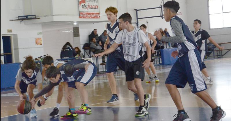 El Fortín recibió la visita de Estudiantes Blanco en cuatro categorías