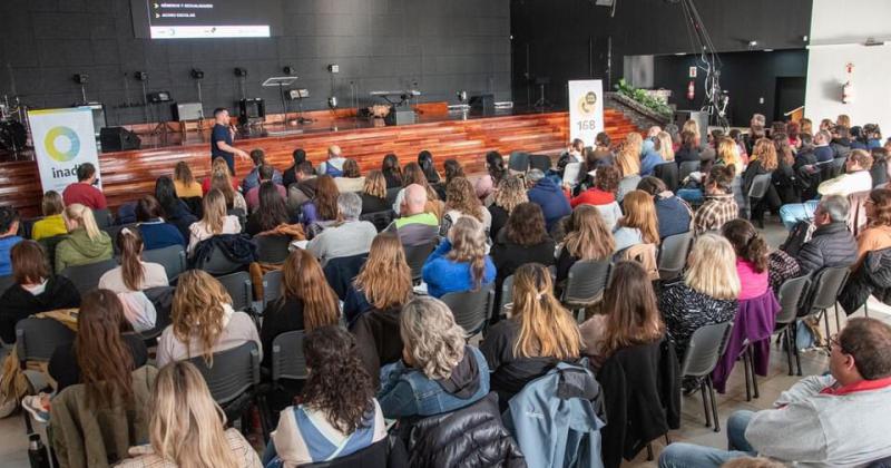 El Inadi lanzoacute Escuelas sin discriminacioacuten en Olavarriacutea