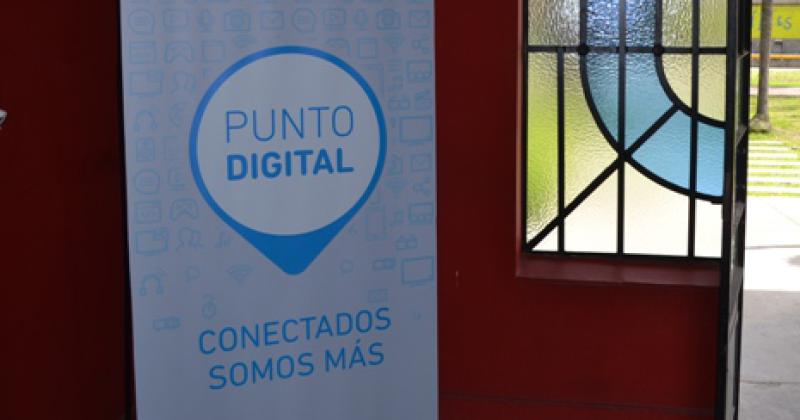 Asesoramiento para el Censo Digital en varios puntos de la ciudad 