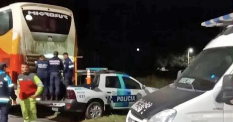 Raacutefaga de tiros- atacaron dos oacutemnibus que volviacutean de un tour de compras por la ruta 2