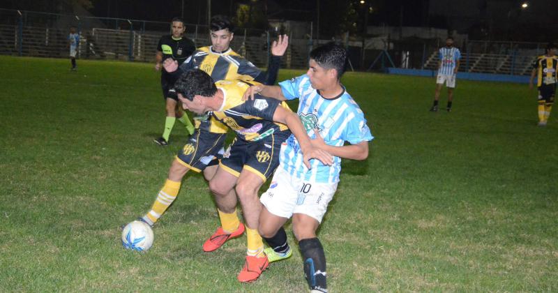 Ferro ganó en un duro partido ante Argentinos