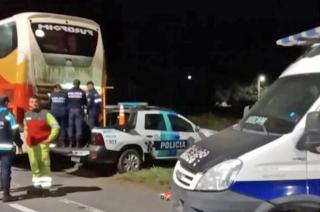 Raacutefaga de tiros- atacaron dos oacutemnibus que volviacutean de un tour de compras por la ruta 2