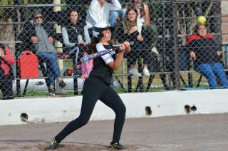 Estudiantes líder e invicto en la competencia