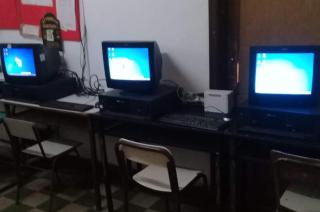 En la Sala de Computación en la Unidad Productiva se conectaron tres computadoras