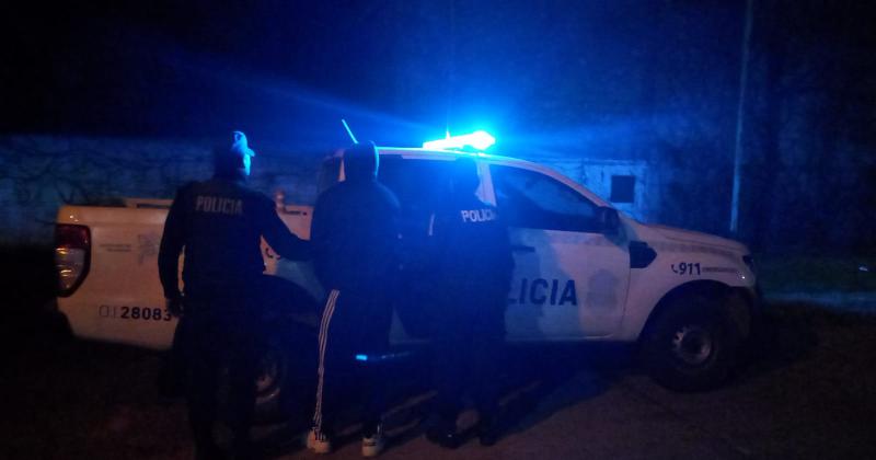 Detuvieron a un joven que teniacutea pedido de captura