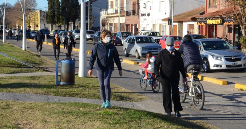 Fallecieron dos mujeres con Covid y hay 36 pacientes que conviven con el virus