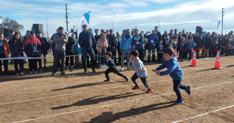 Comenzó el torneo de atletismo de pista y campo