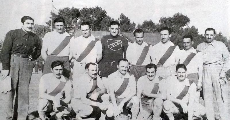 En el campeonato del fútbol de la Campaña de Olavarría de 1952 se consagraba campeón el equipo del Club Social y Deportivo Durañona que obtenía el trofeo Hermes Publicidad