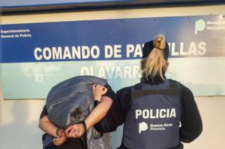 Detuvieron a un joven tras ingresar a una casa