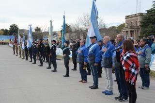 Convocan a instituciones para el desfile del 25 de Mayo