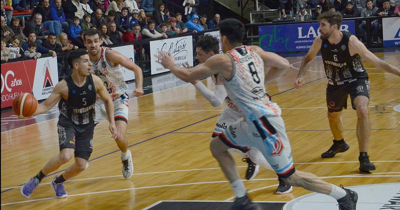  Estudiantes perdió como local ante Deportivo Viedma 82 a 80