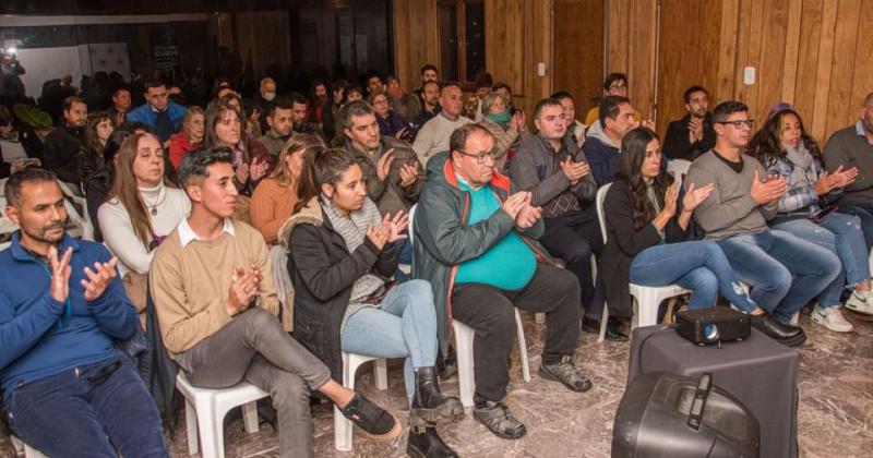 Presentaron formalmente el Instituto Pueblo