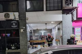 Un muerto y tres heridos en incendio de un edificio en Belgrano