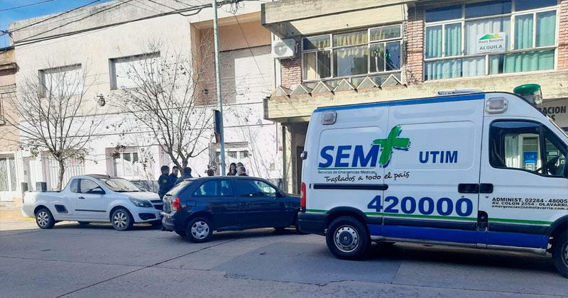 Accidente entre una moto y un auto en el Microcentro