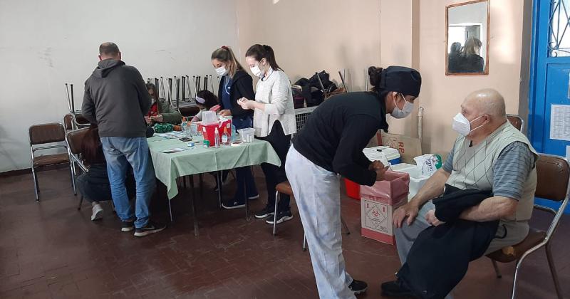 Calendario de vacunacioacuten itinerante contra el Covid para el cierre de semana