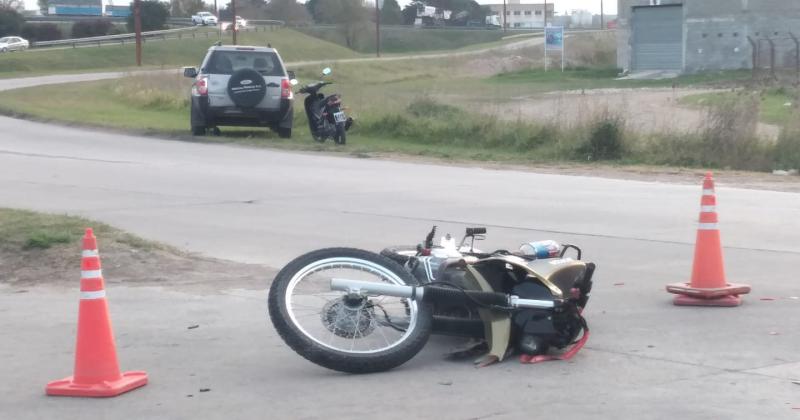 Un motociclista herido en un choque por alcance