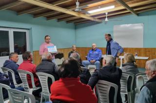 Se realizó una charla sobre ciberseguridad con referentes barriales