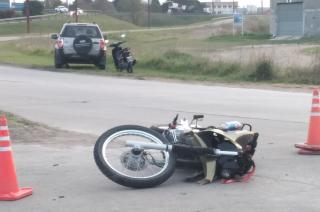 Un motociclista herido en un choque por alcance