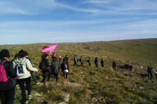 Caminata solidaria en Sierras Bayas