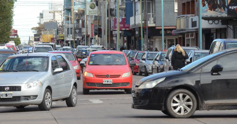 La ciudad crece el parque automotor también y el tr�nsito se vuelve cada vez m�s complejo