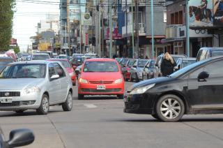 La ciudad crece el parque automotor también y el tr�nsito se vuelve cada vez m�s complejo