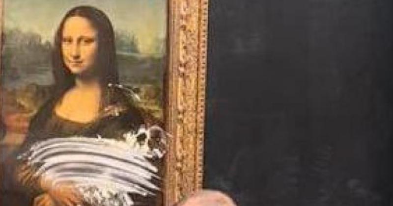 Atacaron el cuadro de La Gioconda en el Louvre 