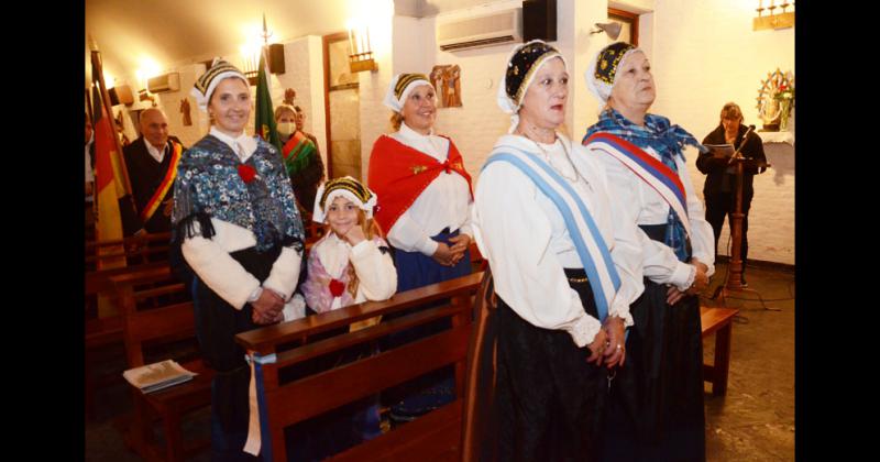 Inauguraron la sede de los eslovenos en Loma Negra