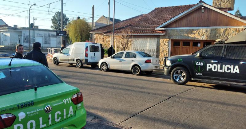 Allanaron una casa en el barrio Roca Merlo por un robo 