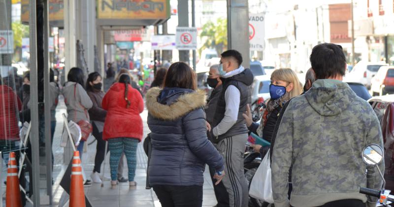 Casi el 30-en-porciento- de las personas que se hisopan tienen Covid en Olavarriacutea