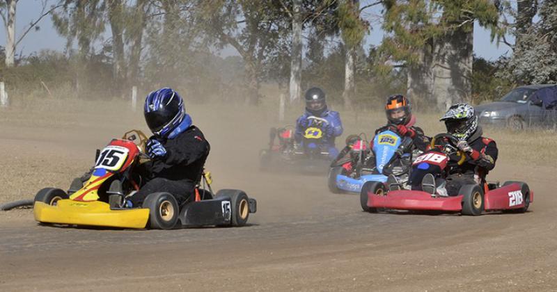 Cerca de 60 pilotos probaron en el AMCO