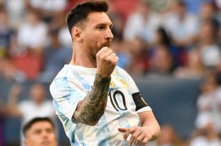 Con cinco goles de Messi Argentina le ganoacute a Estonia