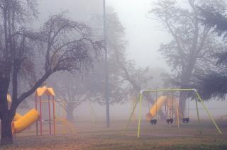 Advierten visibilidad reducida a 50 metros por la niebla